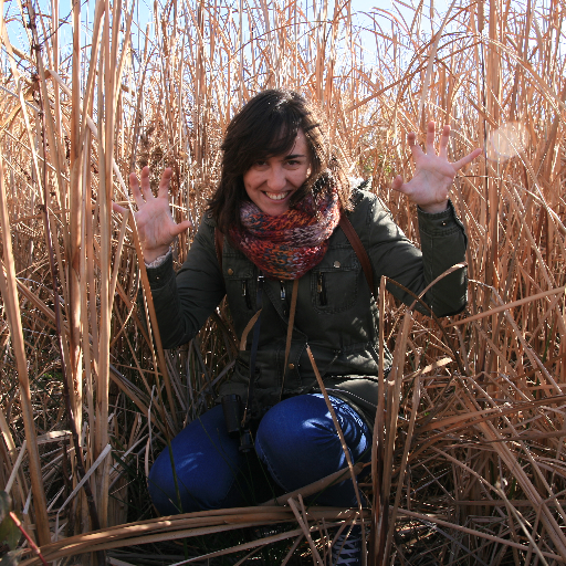 Técnico de #medioambiente, proyecto de profesora de biología y geología y un pedacito de @paisdelabeyeiro y @ACorripa #naturaleza #mundorural 🌿🍃🐝🐻