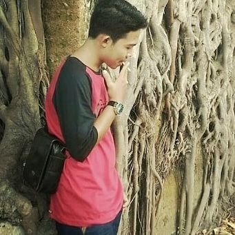 Berkomitmen, bertanggung jawab, jujur dan ikhlas