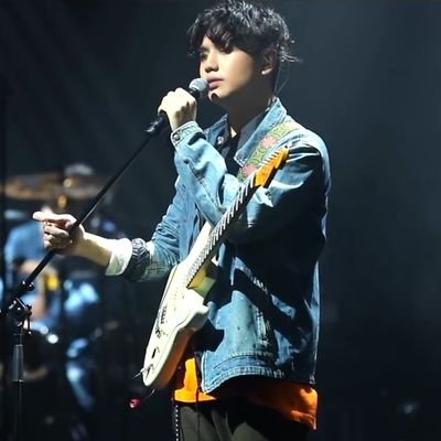 firedthebanana's profile picture. :)