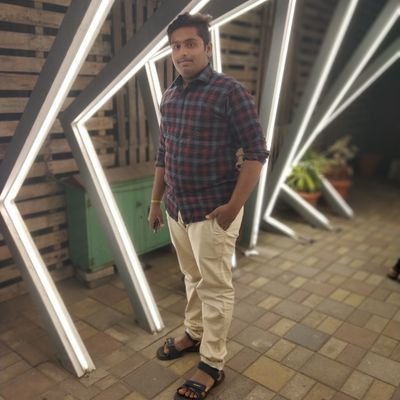 This is guy is on 🔥 he is one of biggest fan of Suresh raina