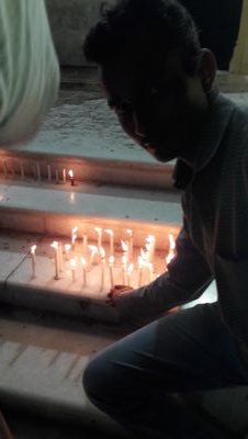 AKShukl92849918's profile picture. 05011995