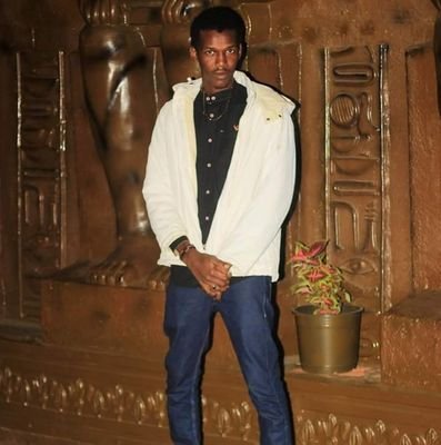 ali33301050's profile picture. Don't judge me