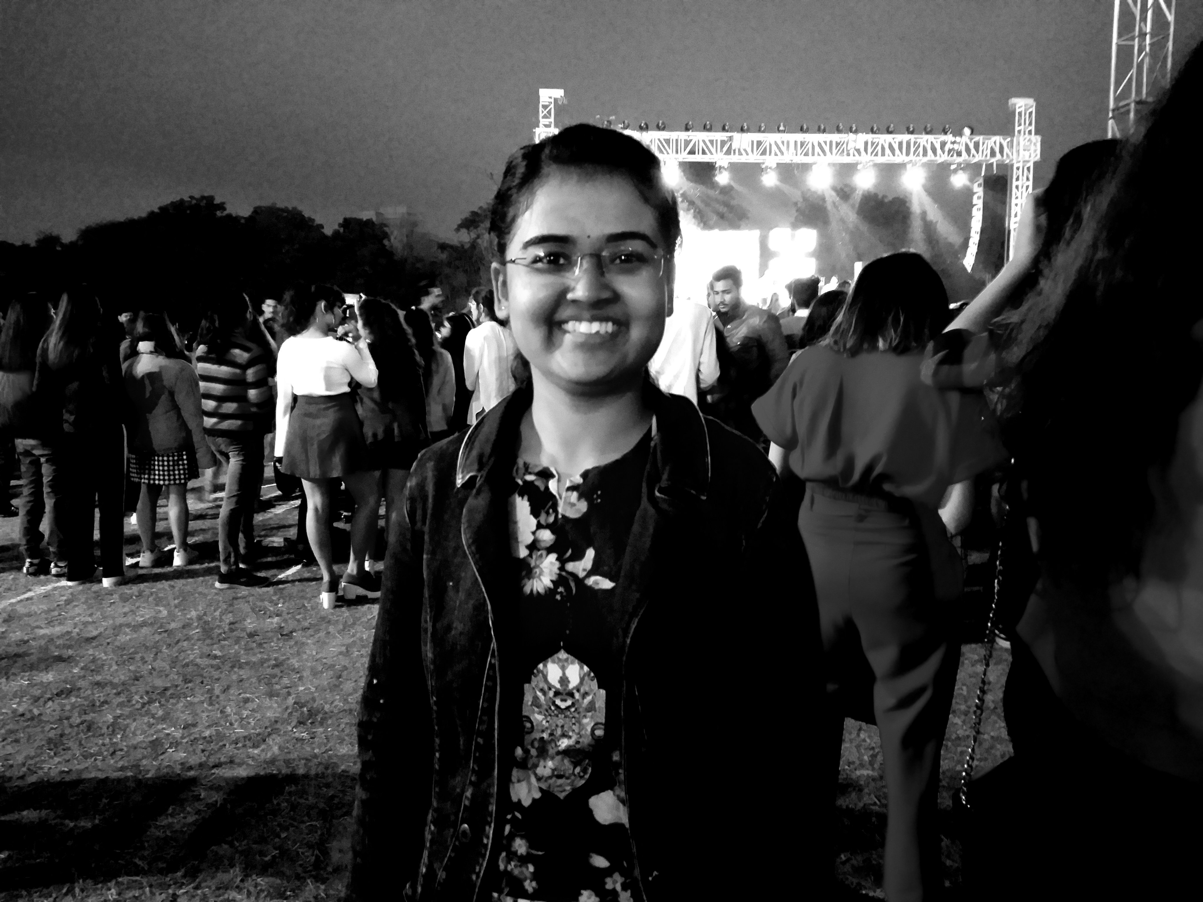 VarshaKR1's profile picture. Tech Enthusiast🕶
Love capturing moments 📸
GitHub: https://t.co/oA9a2C5bzS
Leetcode: https://t.co/xjU4WtcoPM