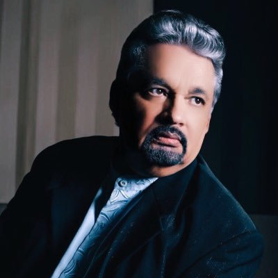 ninosegarra's profile picture. Arreglista, Cantante, Compositor, Empresario y Productor Puertorriqueño, comprometido en representar la Salsa mundialmente.