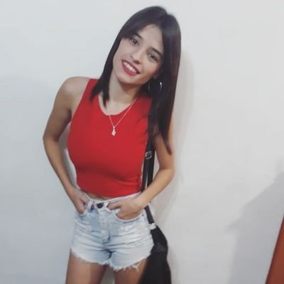 Lucialonfava's profile picture. 21años💛 Piscis 💛
Mamá de un angel en cielo llamada Alondra💜 
Mamá/Maca/Tomi 
(PorSiempreEnMiAlma)