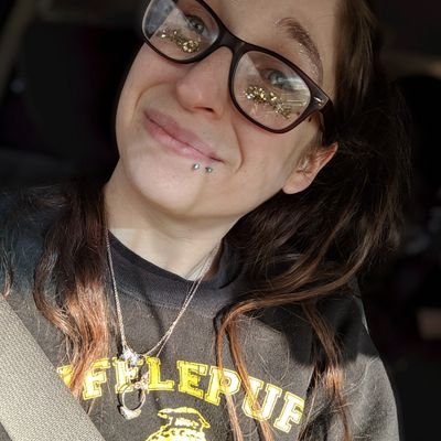 she/her🧚♀️BLM✊🏿Live happy 💖just trying to do bassthings with my bassfriends 🔊