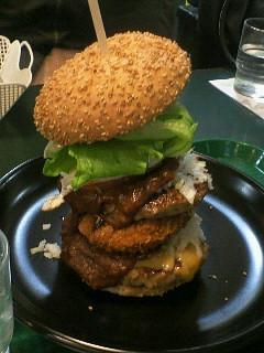 whitepoppy_s's profile picture. 