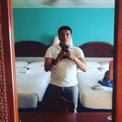 roberlacayo's profile picture. 