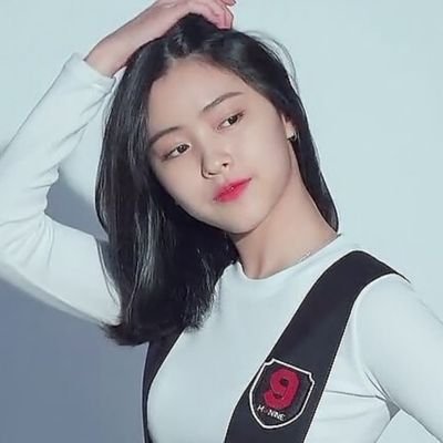 ` ✧. ┊ Rolᥱplαyᥱr— ITZY's stunning member who'll burst your heart as she attacks you with her charm since 2OOO. Ryujin dé Shin.