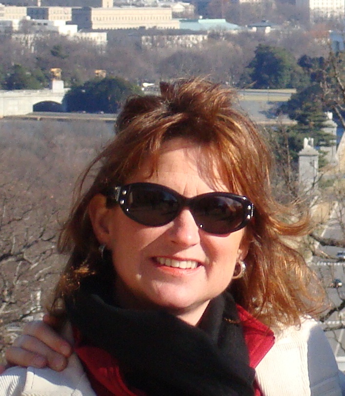 ReneeAGlass's profile picture. Wife, Mother, Daughter, Friend. Love to Laugh!#goodthingbadthingwhoknows