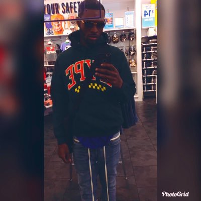 I’m the Artist I Paint 🎨 the pic Used to Be Broke But not no mo How it’s Gone go? Birmingham Alabama Snapchat: @kd24_7 IG: @_bflchichipaiso 🔥🦍🎱 #JSU