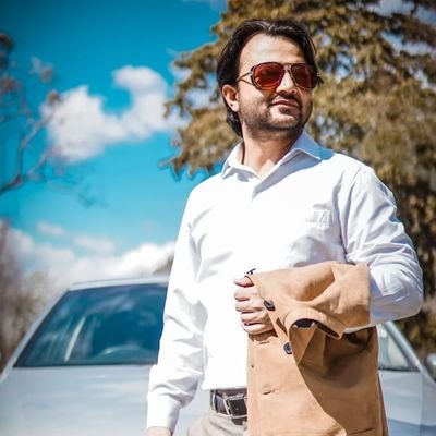 Mrityunjai1982's profile picture. ट्विटर पे आया हूँ तो दो चार सिकुलरों की बजा के जाऊंगा।