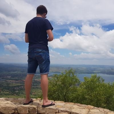 OdevQ13's profile picture. Focused on getting focused. . .