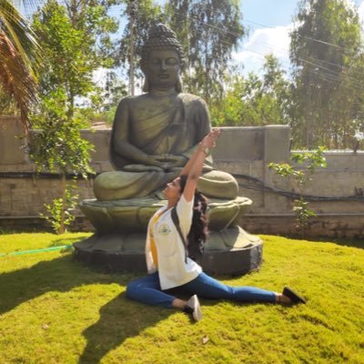 AbhijnaR's profile picture. #docter👩‍⚕️ #tobe⏳ #yoga 🧘🏼‍♀️#naturopathy🍀 #lifestyle #drugless💊💉❌ #systemofmedicine