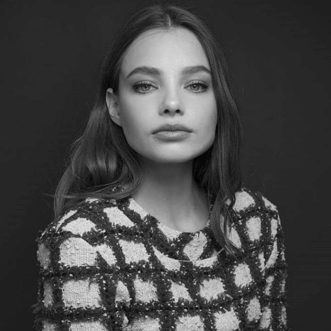 perramoorena's profile picture. hasta el amanecer 
https://t.co/h5NgArIbeI