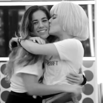 Cuenta de apoyo a estas dos personitas llenas de talento, Julia Medina y Alba Reche stan #1💖