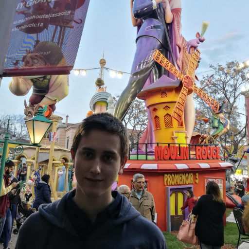 valentinros19's profile picture. 