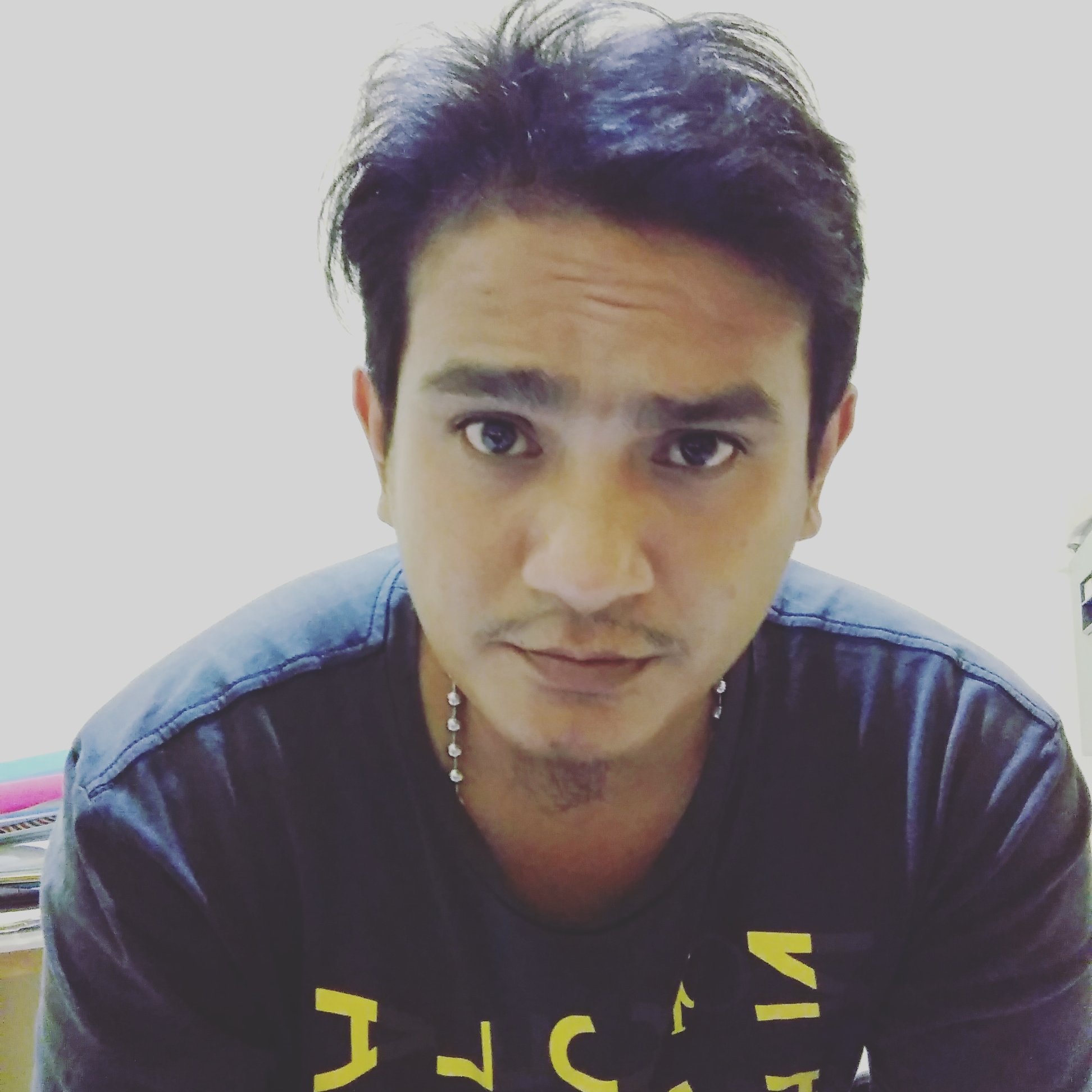 Faisal23673713's profile picture. Hanya ingin mendapatkan yang spesial dan istimewa