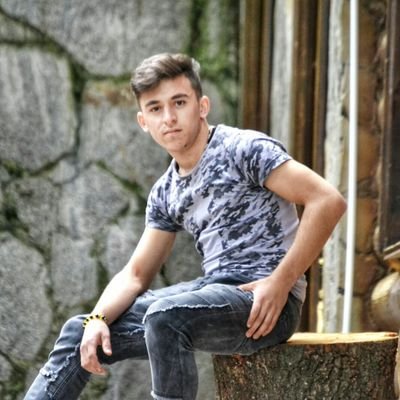 ramiz atay 
boğa burcu 
2002