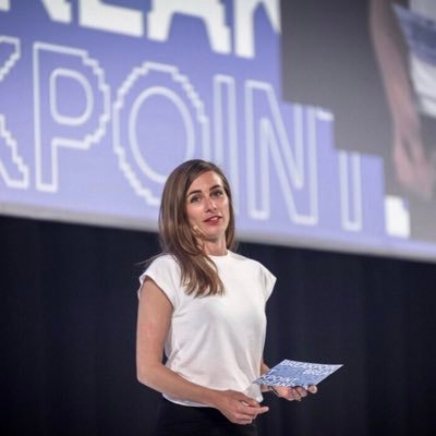 janinafagerlund's profile picture. Head of product #elementsofai