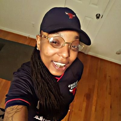 LOVE 💙🖤 PEACE ✌🏾 & Herb 🍃🌿
Self Proclaimed NBA Analyst.
It's only ☝🏾 G
Let's Rise 🙌🏾
Southern Raised
Fairfield, AL.