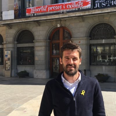Arquitecte. Regidor, a l'@AjIgualada i Portaveu d'@ERC_Igualada. Treballant en el que m'apassiona, l'arquitectura. Membre d'un equip de cinc que adoro.