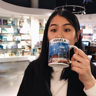 _angelahoang's profile picture. 