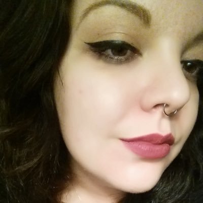 {Gamer • Streamer • Space Hooker} Sometimes my cats make guest appearances on my stream! Check me out at https://t.co/jvpUN1JEsf