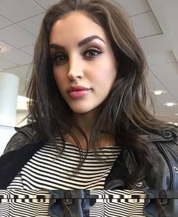 I am a passionate woman and l love to be affectionate. In the long run
it is companionship and enjoyment of what each person loves to do.