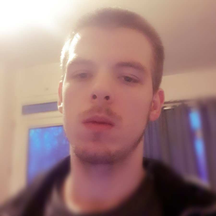 ryanlc_93's profile picture. Mr stay dwn v8