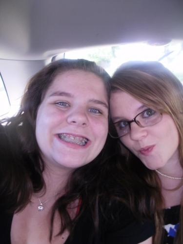 samantha elizabeth hyatt is what they named me born on 2/11/96 i go by my middle name i write songs draw and i wanna be in the airforce when im older ok bye 3
