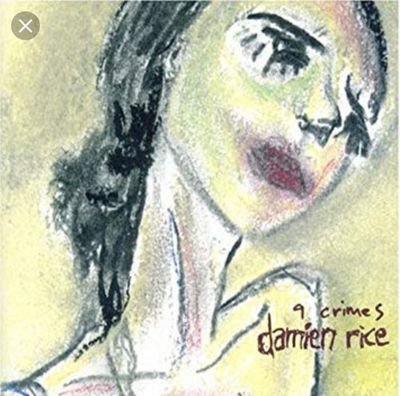 Música. Cine. Roma. Damien Rice y libros. Muchos libros.