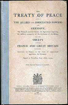 We are a group of students from IES Sapere Aude. We are doing a twitter history project for the 100th anniversary of the Treaty of Versailles.  #Versalles100