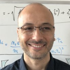 Theoretical physicist @univ_paris_cite, Director of @MPQlab