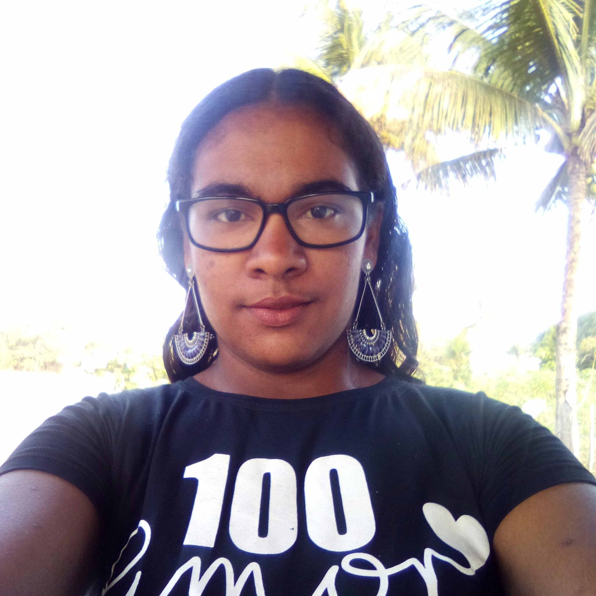 AmandaSanthos8's profile picture. Yes