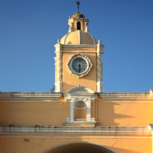 A new web page of Antigua Guatemala every day by Rudy Girón and guest writers!