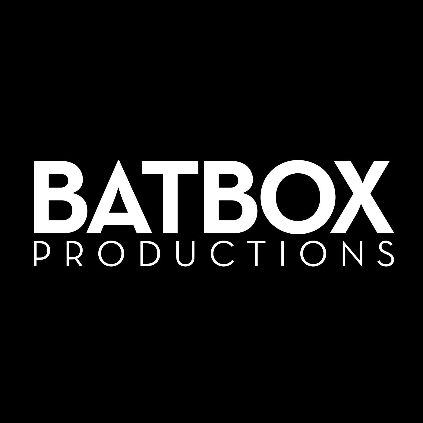 Nos dedicamos a la creación y producción de artes escénicas, danza y performance. Asesoría en la creación, gestión y distribución de proyectos artísticos.