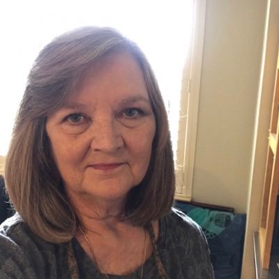 Strawberry1952's profile picture. retired paraprofessional