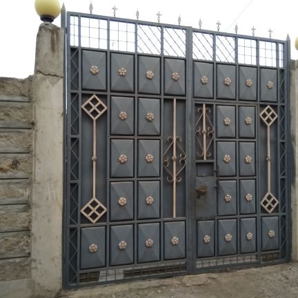 Johnty29159263's profile picture. strong