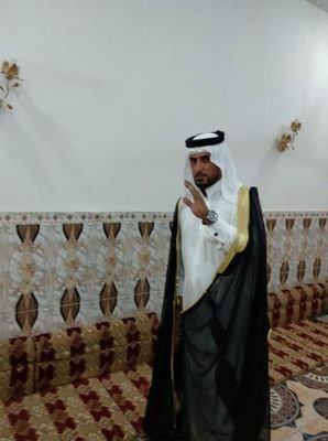 اي ملــجوم 💔
عـــايش باقـــي بس اهــدوم 🚶
اليصدلي يكَــلي شؤ مهــموم 💘
اي مهمــوم ✋
هـــوه الولفـــه مو #ويــــا 🔕
مو يكَـضي العمر #محــرؤم ..!! 🔰 # 

#