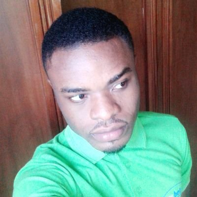 EASY ain't in my vocab list🔠
Manchester United 🔴⚫
Tech/Sys/Net Admin 🖱🔧
Dev(coding ); 💻