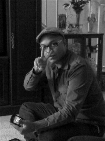 HiramMartinez's profile picture. No eran buenas esas epocas,malos eran esos aires, fue hace 25 años y vos existias sin existir todavia