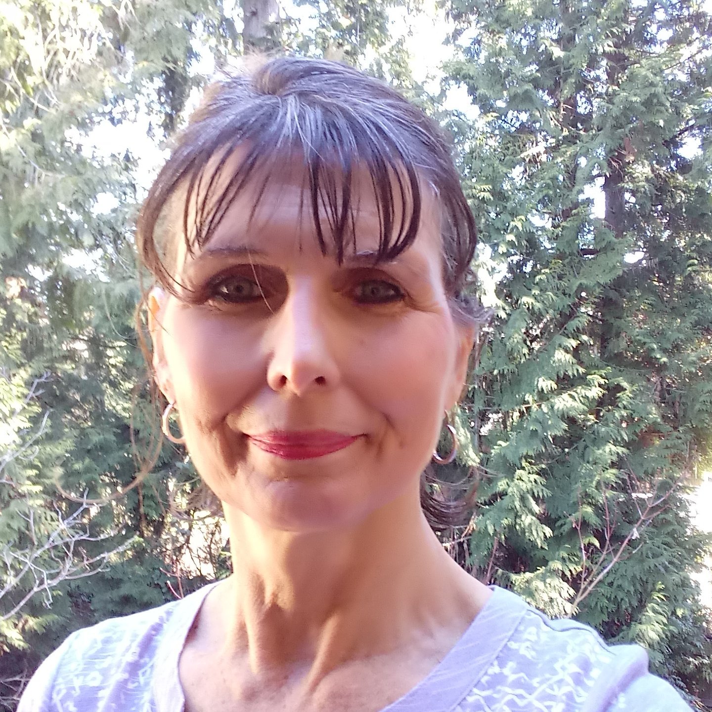 JessicaAnneWeb2's profile picture. Abba Father, Jesus Christ, and the Holy Spirit complete me. I AM a child of God