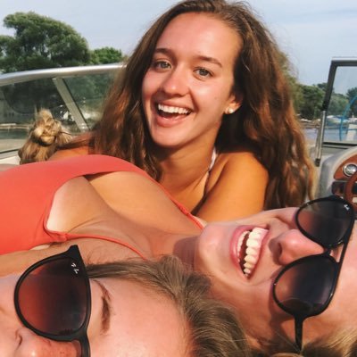 ccarolinesmithh's profile picture. ;)