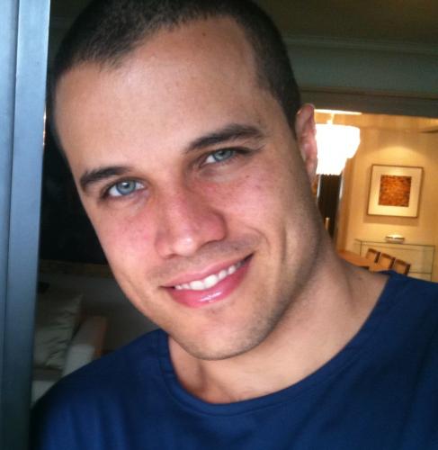 Escritor. Redator. Jornalista. Autor do Blog do Pim. Colaborador do site Mídia Sem Máscara.