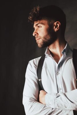 jesusmoyamunoz's profile picture. 🎬 Actor
🎼 Músico
Ramón @aloleopelícula