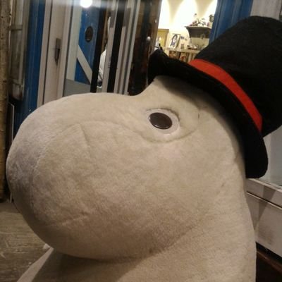インテリスタ、ラジオ(伊集院、許可局、伯山)、podcast(熱文字、いんよう)、サンキュータツオウォッチャー、演芸、ボードゲーム(重ゲー)18xx好き(17,62,41)アニメ(ガンダムやSF系など)、MCU、708組、普通のおっさんです。