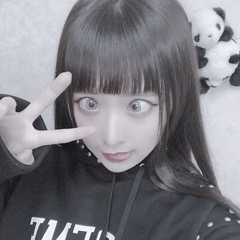 iiiiiiiiii43O's profile picture. 𝐊𝐈𝐌 𝐓𝐀𝐄𝐇𝐘𝐔𝐍𝐆 💍💖