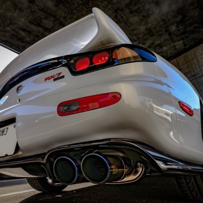 主に愛車のRX-7愛について語ります！四国八十八ヶ所+別格二十霊場成満しました！旅行が好きですが、仕事が忙しくて休みがとりにくいので、あまり行けずにいますT_Tとりあえず四国を中心に西日本のいいところをツイートします！暇という文字には縁がなく、かなり低浮上で本当に申し訳ないと思っております(/ _ ; )