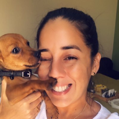 Una persona que cree firmemente que solo se valora lo que costó demasiado trabajo conseguir.....